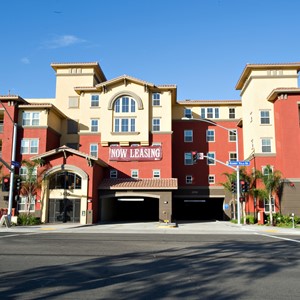 Mira Bella Apartments - San Diego